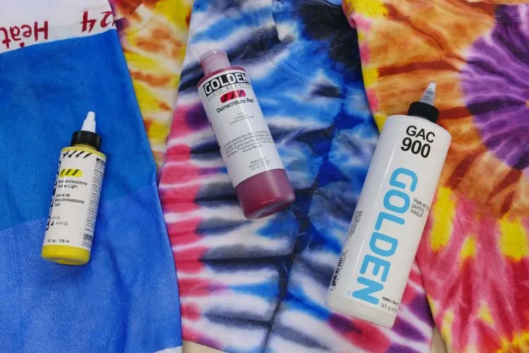 Blending Techniques for Acrylic Paints on Fabric