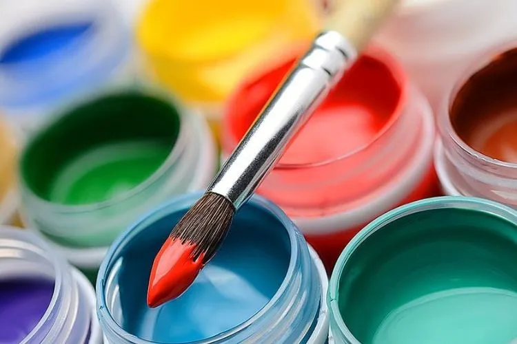 What to Do If You or Someone Else Ingests Acrylic Paint