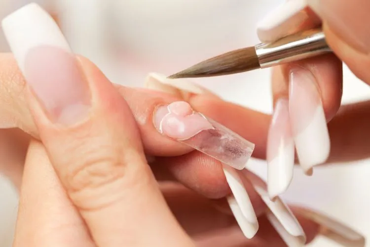 Factors Influencing Acrylic Nail Longevity