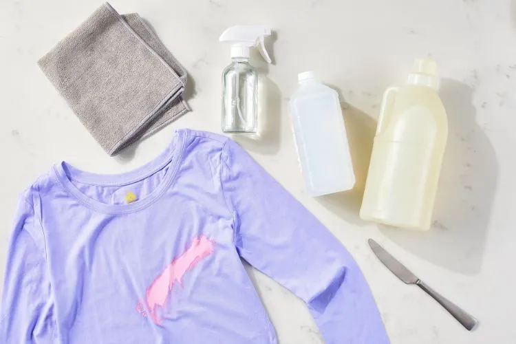 How to Remove Acrylic Paint from Clothes: Complete Guide