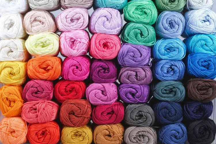 What is Acrylic Yarn? All You Need To Know